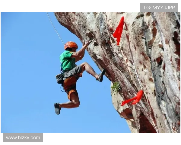 上海极限运动队在世界攀岩锦标赛中以84分稳居积分榜首位 上海极限运动队在世界攀岩锦标赛中以84分稳居积分榜首位