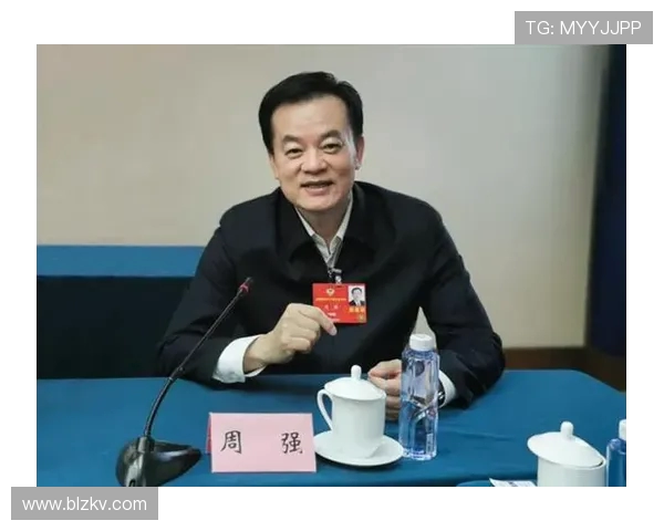 专访周强：探寻英雄联盟背后的成功秘诀与未来发展方向