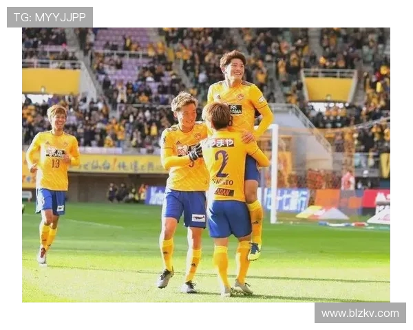 仙台七仙与山形的激烈对决揭示了东日本足球的竞争魅力与发展潜力 仙台七仙与山形的激烈对决揭示了东日本足球的竞争魅力与发展潜力