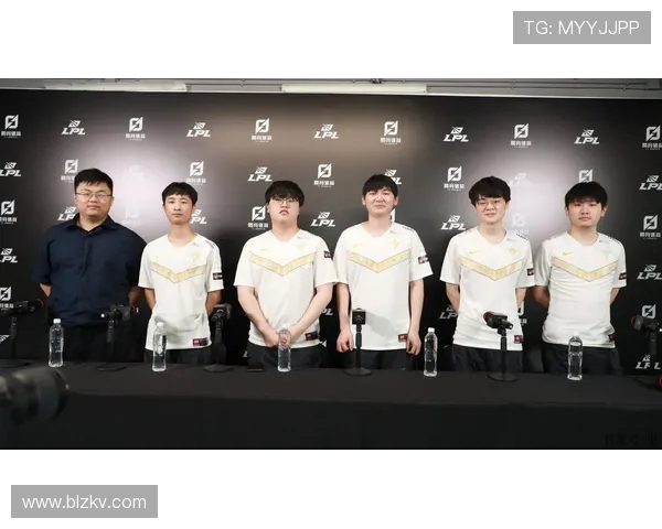 四川对决7名强者的精彩赛事回顾与分析 四川对决7名强者的精彩赛事回顾与分析