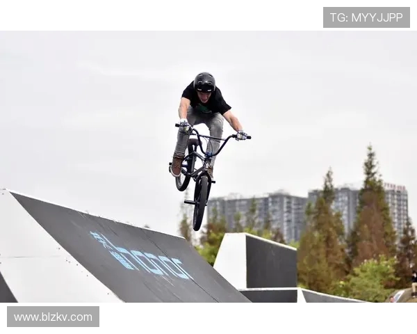 广州极限运动队以55分领跑极限运动会积分榜展现强大实力