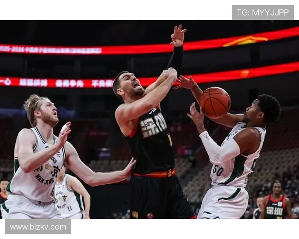 南京篮球队技术揭秘:从战术分析到球员训练的全景探索 南京篮球队技术揭秘:从战术分析到球员训练的全景探索